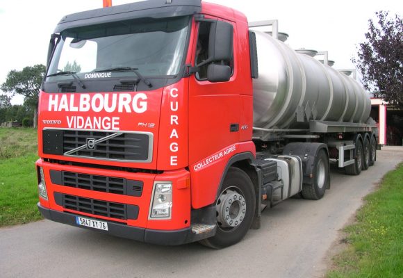 camion citerne de matières dangereuses près d'Évreux